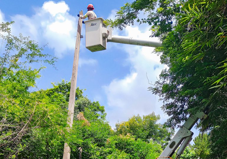 Proyecto de mejora de calidad del servicio eléctrico en el distrito municipal La Cuaba