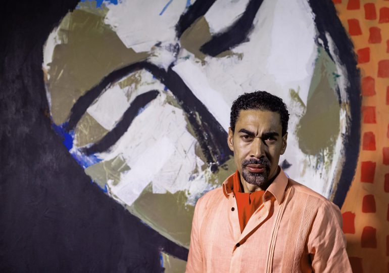 Artista dominicano, Oscar Abreu, lamenta la pérdida del maestro Fernando Botero