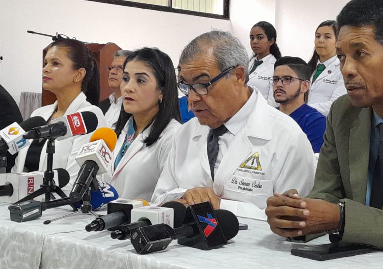 Médicos suspenden paro convocado para esta semana; proyectan epidemia de dengue en el país