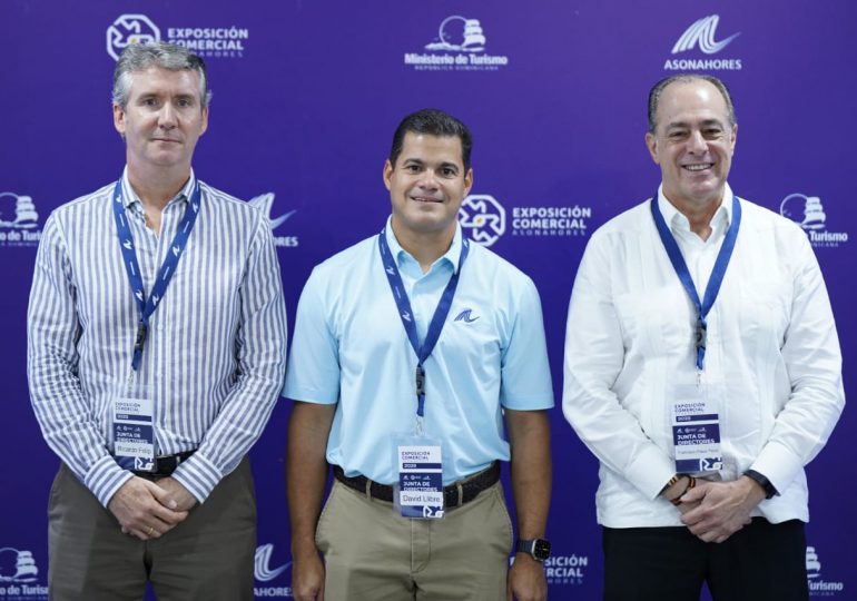 Firman convenio para desarrollar proyectos económicos y de turismo entre España y República Dominicana