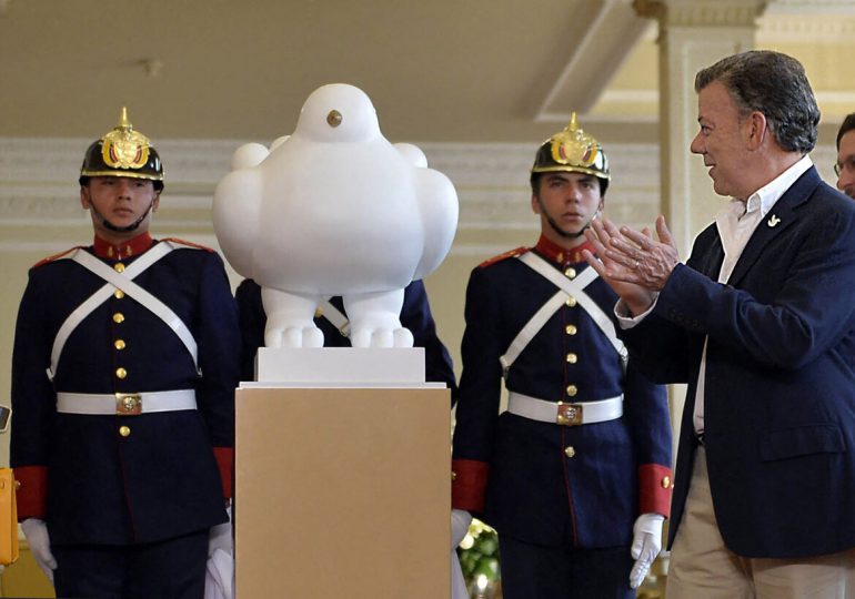"La paloma de la paz", la obra de Botero que fue botín político en Colombia