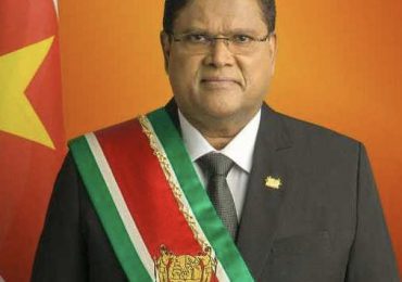 Presidente de Surinam, Chandrikapersad Santokhi, llega el próximo jueves al país en visita oficial