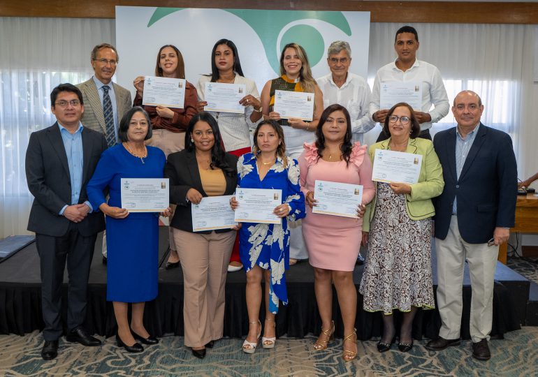 ISM realiza la premiación “Emprendimiento Familiar”