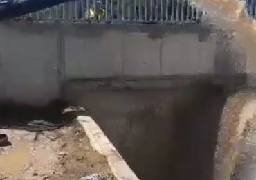 VIDEO | Comienzan a bombear agua en canal La Vigía; será beneficioso para agricultores dominicanos y haitianos