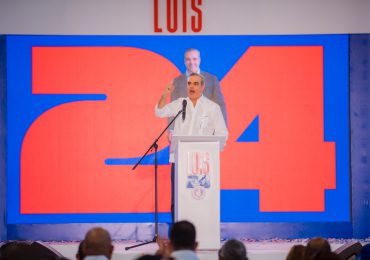 Presidente Abinader reitera llamado a la oposición política a unirse en defensa de intereses de la nación