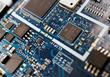Estados Unidos publicó las normas básicas de la ley bipartidista para fabricar “chips” sin depender de China