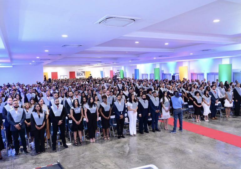 UNICARIBE gradúa 437 nuevos profesionales; entre ellos especialistas en diversas ramas de la Educación