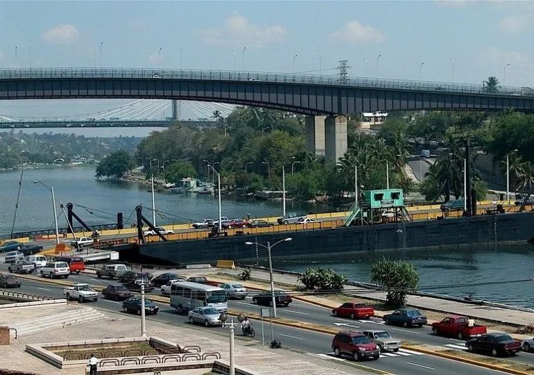 MOPC informa suspensión de tránsito por puente Flotante este domingo