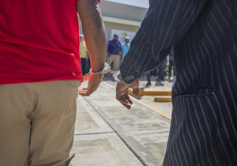 Complejo penitenciario de Batey Bienvenido recibe a 43 privados de libertad trasladados desde centro de Boca Chica 