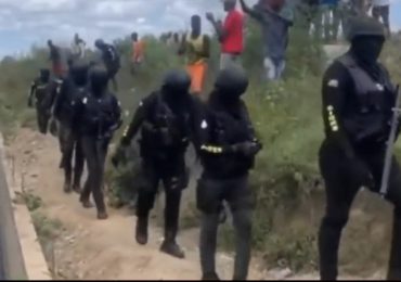 Video| Haití despliega fuerza élite en lugar donde construyen canal en río Masacre