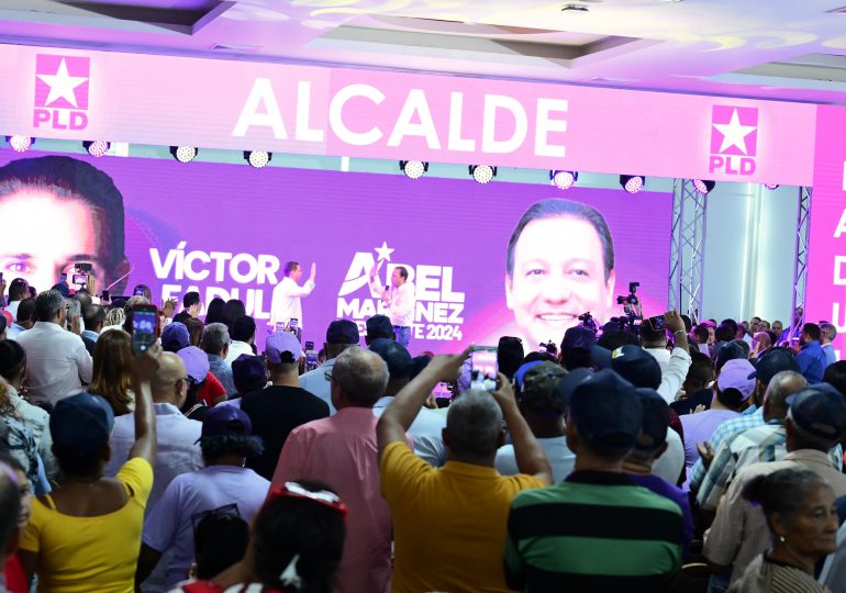 Peledístas proclaman a Víctor Fadul como candidato alcalde por Santiago