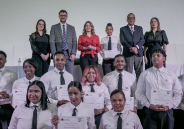 Diageo y Supérate celebran graduación de 584 jóvenes del programa "Learning for Life"