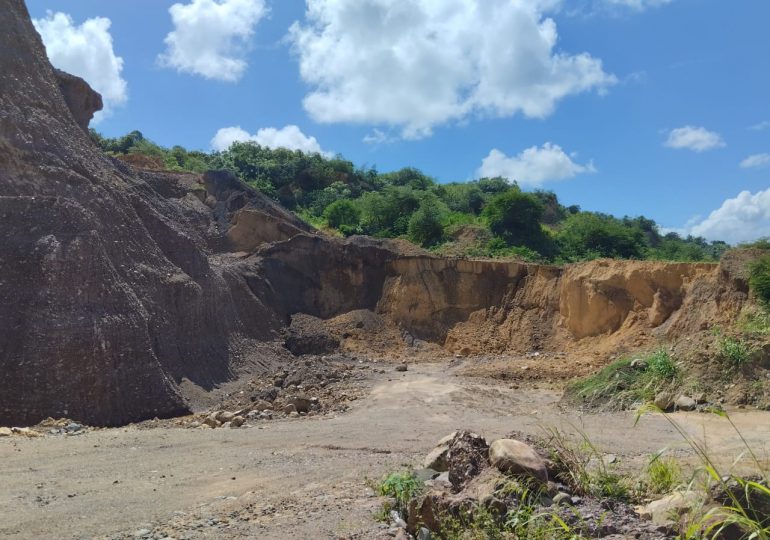 Proedemaren suspende operaciones de una mina en La Vega