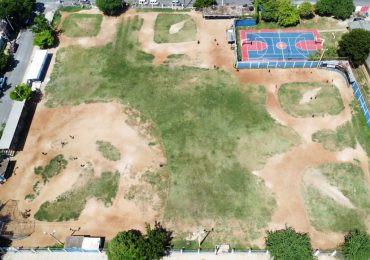 INEFI anuncia inicio de los trabajos del estadio de béisbol de la escuela Pedro Mir (La Zafra) con una inversión de 32 millones de pesos