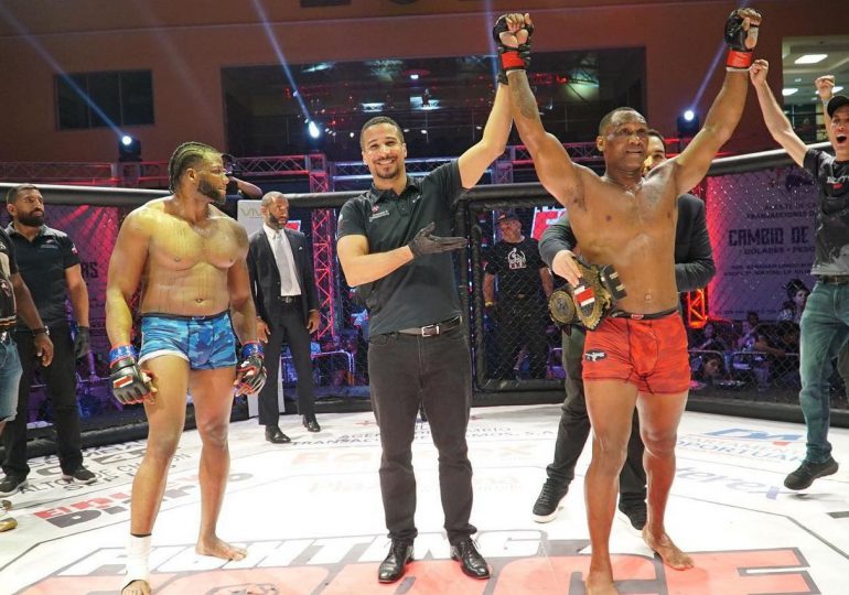 Dominicano “Tiki” Acevedo se convierte en nuevo campeón mundial de MMA