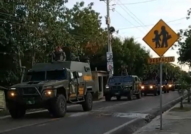 VIDEO | Captan momento en el que unidades de las Fuerzas Armadas se dirigían hacia Dajabón