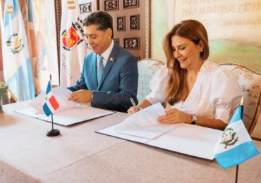 Alcaldía DN y la ciudad de La Antigua de Guatemala firman acuerdo de hermandad