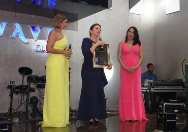 Premios La Flor celebra una década de éxito con gran gala nacional