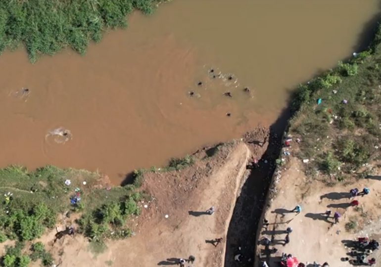 Video | Haitianos dicen terminarán canal en Río Masacre "por las buenas o por las malas"