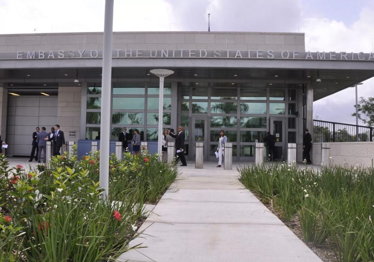 Embajada de EE. UU. insta a ciudadanos estadounidenses a abandonar Haití ante cierre de fronteras