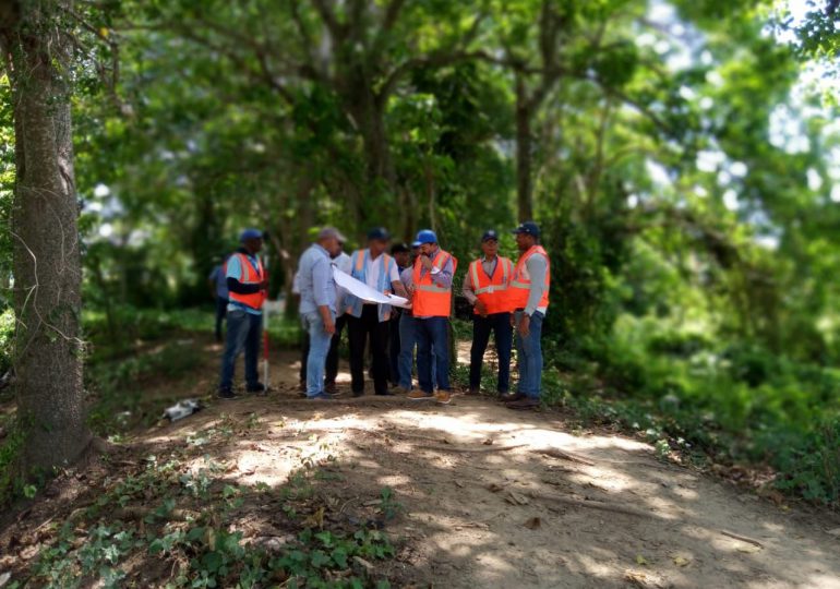 INDRHI realiza inspección de infraestructuras de riego en Dajabón