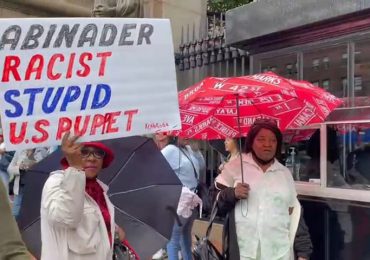 VIDEO | Primera protesta contra Abinader en Nueva York: los haitianos