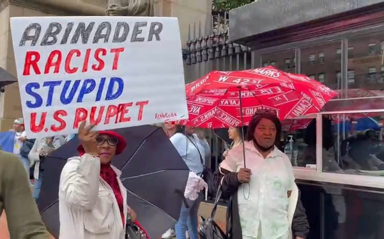 VIDEO | Primera protesta contra Abinader en Nueva York: los haitianos