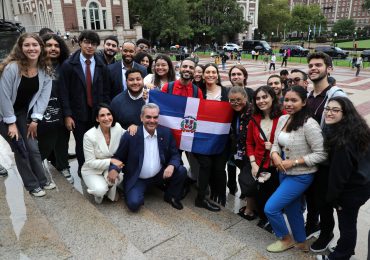 Abinader a estudiantes de la Universidad de Columbia: la seguridad de los dominicanos esta por encima de todo