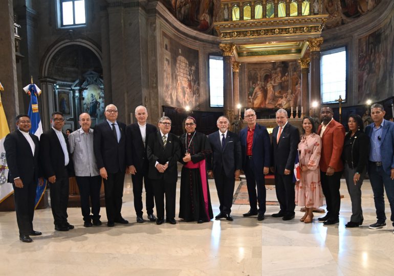 Realizan en el Vaticano exposición Virgen de la Altagracia y advocaciones de América