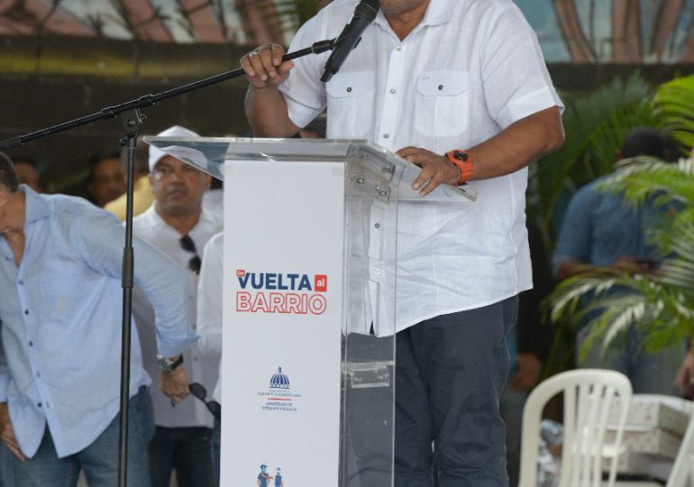 Alcalde José Andújar destaca esfuerzos del gobierno en reducir delincuencia con “De vuelta al Barrio”