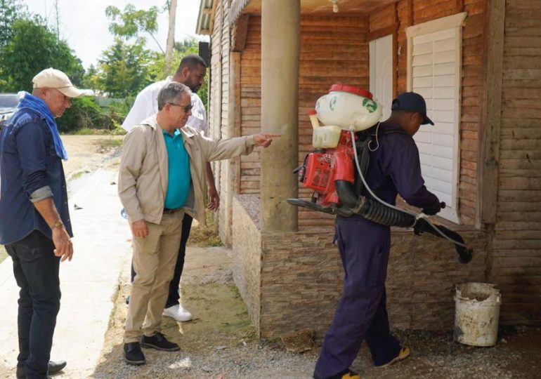 DGDC realiza jornada de fumigación para prevenir el dengue en San José de los Llanos