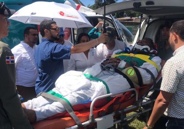 Video | Trasladan de emergencia al HOMS a Diputado Edwin Mejia tras “fractura servicial” luego de caída en su residencia