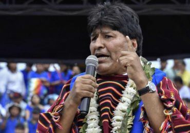 Evo Morales anuncia su postulación a la presidencia, en medio de confrontación con gobierno