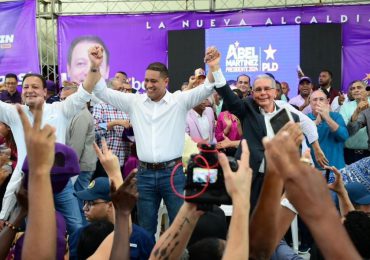 Abel y Danilo proclaman a Lenin de la Rosa candidato alcalde por San Juan