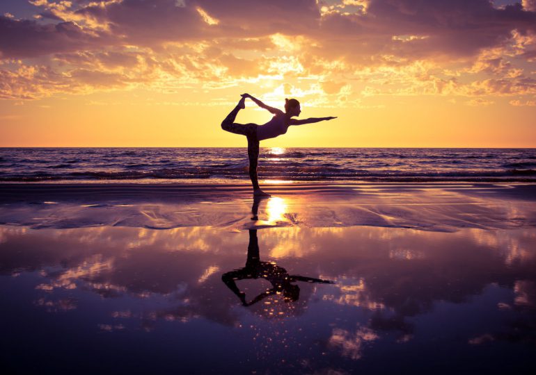 Cuatro beneficios por los que debes incluir el yoga en tu vida