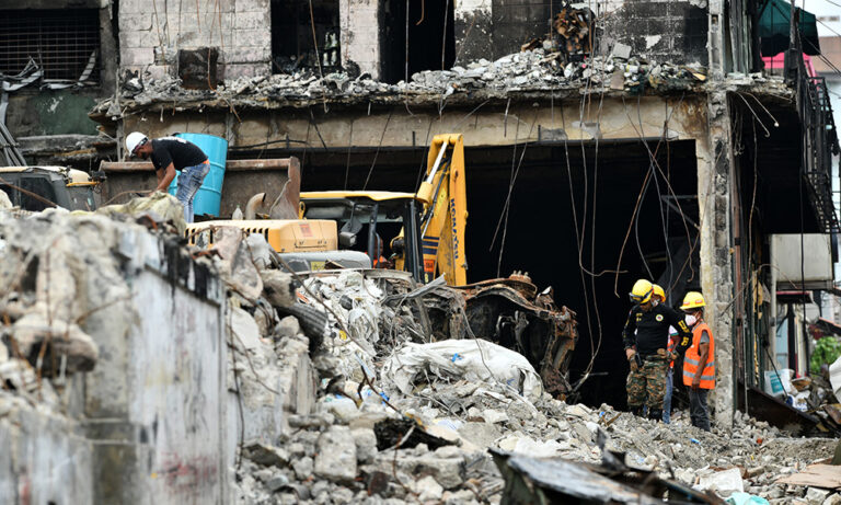 INACIF entrega otros restos a familiares de 10 de los fallecidos durante la explosión en San Cristóbal
