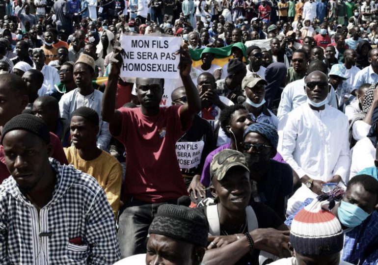 Conmoción en Senegal por desentierro y quema del cuerpo de un supuesto homosexual