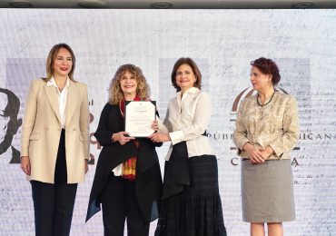 Gioconda Belli y Sergio Ramírez reciben Premio Internacional Pedro Henríquez Ureña