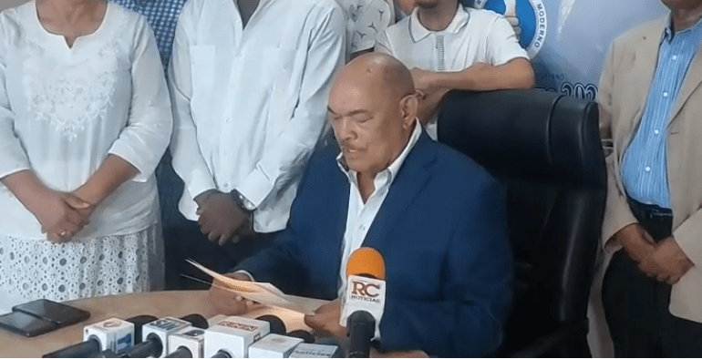 VIDEO | Ramón Albuquerque reconoce triunfo de Luis Abinader en primarias; denuncia hubo irregularidades