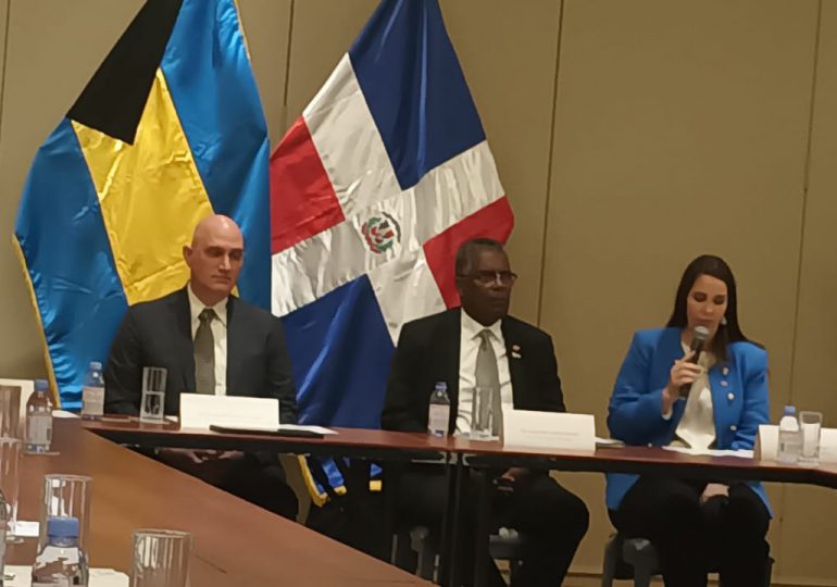 Pável Isa Contreras participó en el Foro de "Inversión del Caribe"