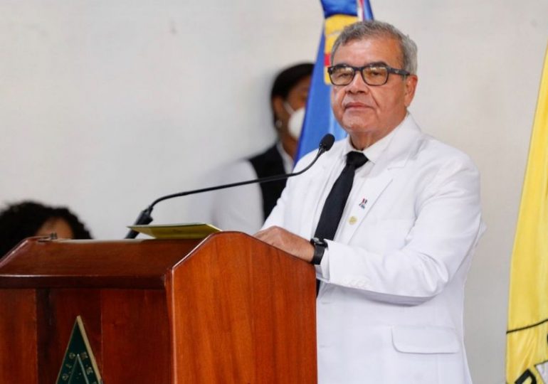 Condición de salud del presidente del Colegio Médico Dominicano es estable