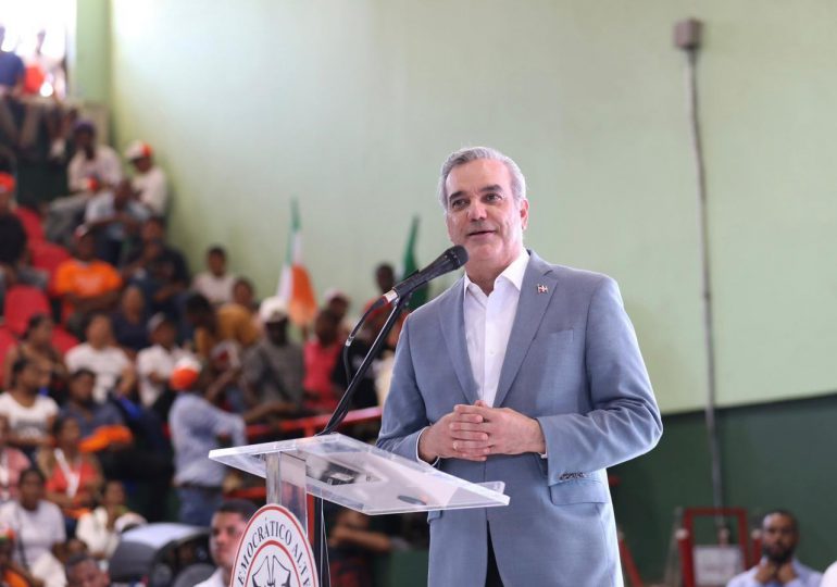 Directiva de AMCHAMDR comparte resultados de 31ª edición de Semana Dominicana con presidente Luis Abinader 