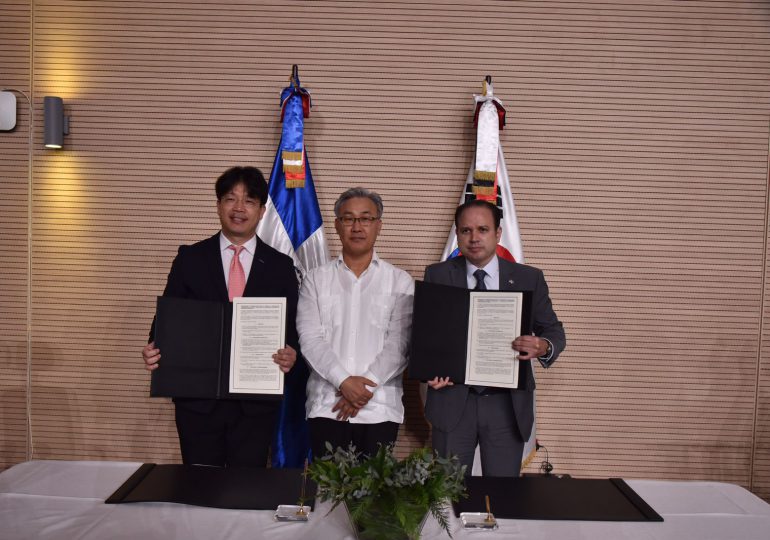 Mirex y Agencia de Cooperación de Corea firman acuerdo para capacitar a funcionarios