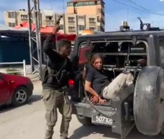 Hamás difunde video de tres hombres capturados por sus combatientes