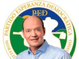 Ramfis Dominguez Trujillo es el primer candidato a oficializar sus aspiraciones ante la JCE
