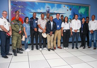 Enlaces del COE visitan complejo aeronáutico del IDAC en interés de mejorar coordinación ante posibles contingencias