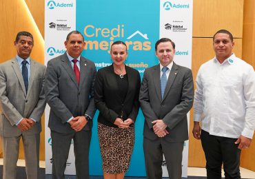 Banco Ademi inició la décima edición de su feria “CrediMejoras” con mil MM para financiamientos