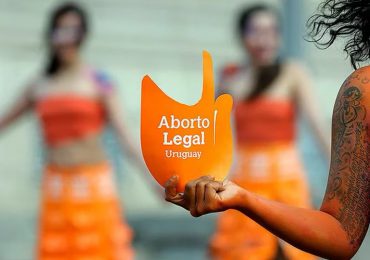 Uruguay pretende elevar de 12 a 14 semanas de embarazo el plazo legal para realizar un aborto