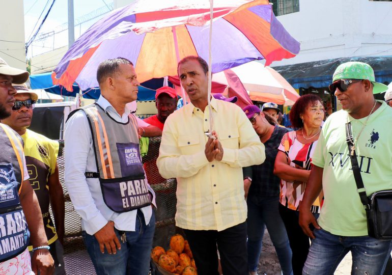 Domingo Contreras propone dignificar vida de motoconchistas en el Distrito Nacional