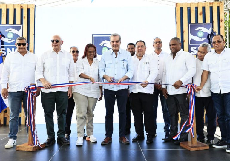 Presidente Abinader entrega Hospital Leopoldo Pou y Centro Primer Nivel en Samaná